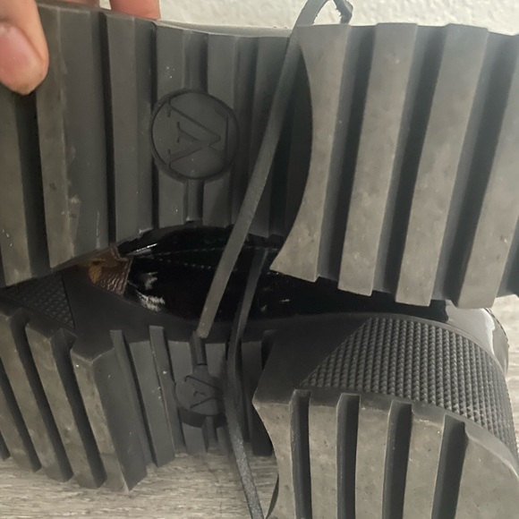 Like new worn once, these are my favorite! - Picture 2 of 11